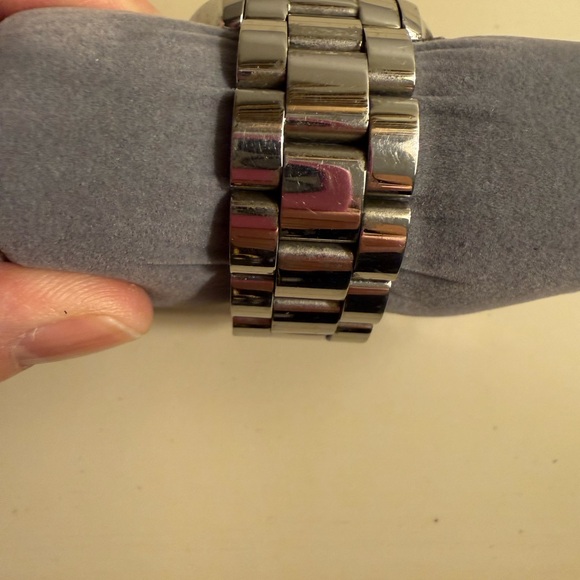 Michele Jetway Diamond Bracelet Watch - Picture 12 of 13